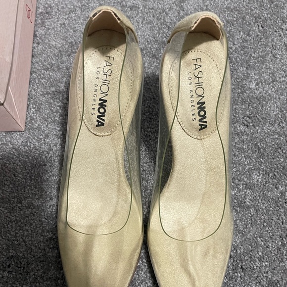 Nude/clear heels - Picture 12 of 12